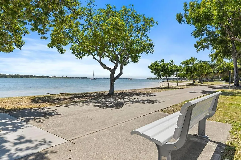Bongaree Water'S View Apartment